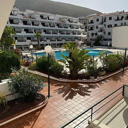 Victoria Court 2- Lovely Apartment 25 阿罗纳 外观 照片
