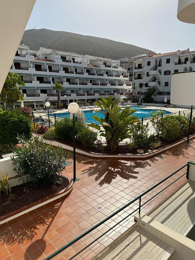 Victoria Court 2- Lovely Apartment 25 阿罗纳 外观 照片