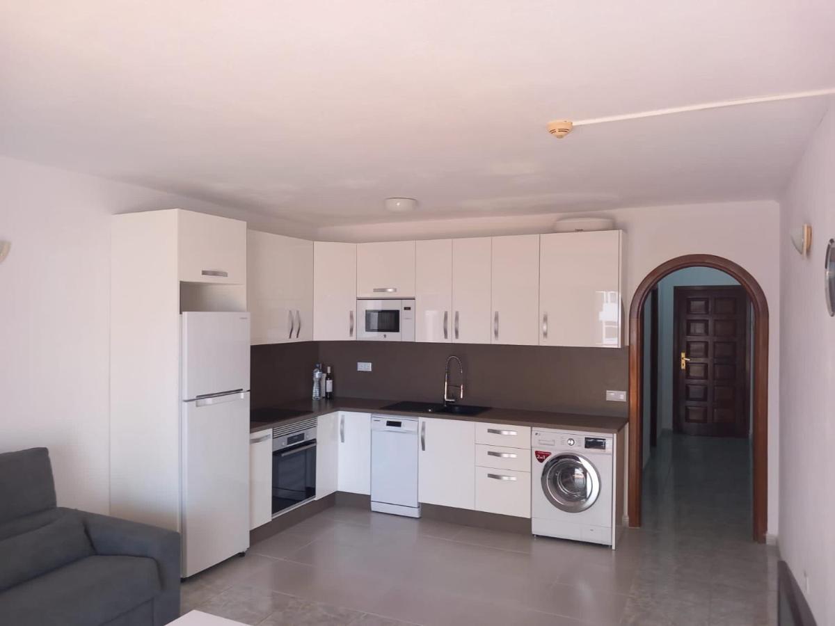 Victoria Court 2- Lovely Apartment 25 阿罗纳 外观 照片